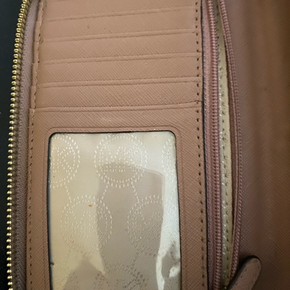 Michael Kors Carmel Brown Wristlet in very good condition - Picture 2 of 5